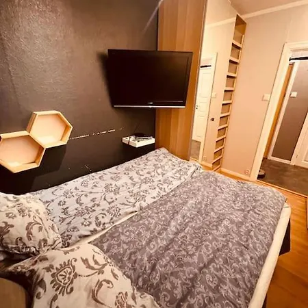 Komplett Leilighet Ved Tiller Apartment *