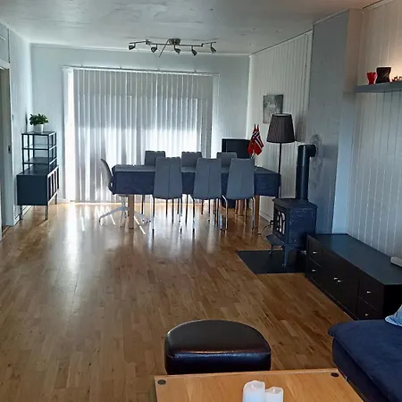 Komplett Leilighet Ved Tiller